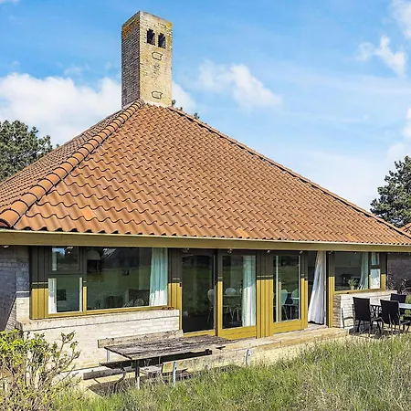 Liii Holiday home *